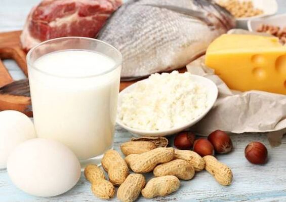 Produtos lácteos, peixe, carne, nozes e ovos - a dieta da dieta proteica