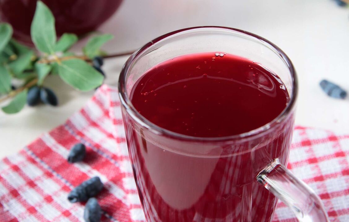 geléia de frutas vermelhas em uma dieta de bebida